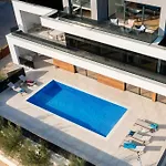 Vivi Rent - Old Olive Vi Villa