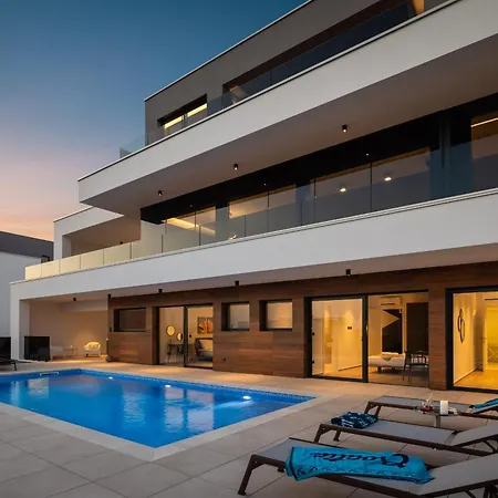 Vivi Rent - Old Olive Vi Villa *