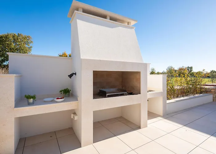 Vivi Rent - Old Olive Vi Villa *